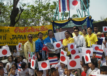 ���VRC�@��ˉ�A�a�̍��ە�d�ψ����@�s�[���K�o�i�[�A�i����A�T�e�B�A���Z���@�Ƌ���